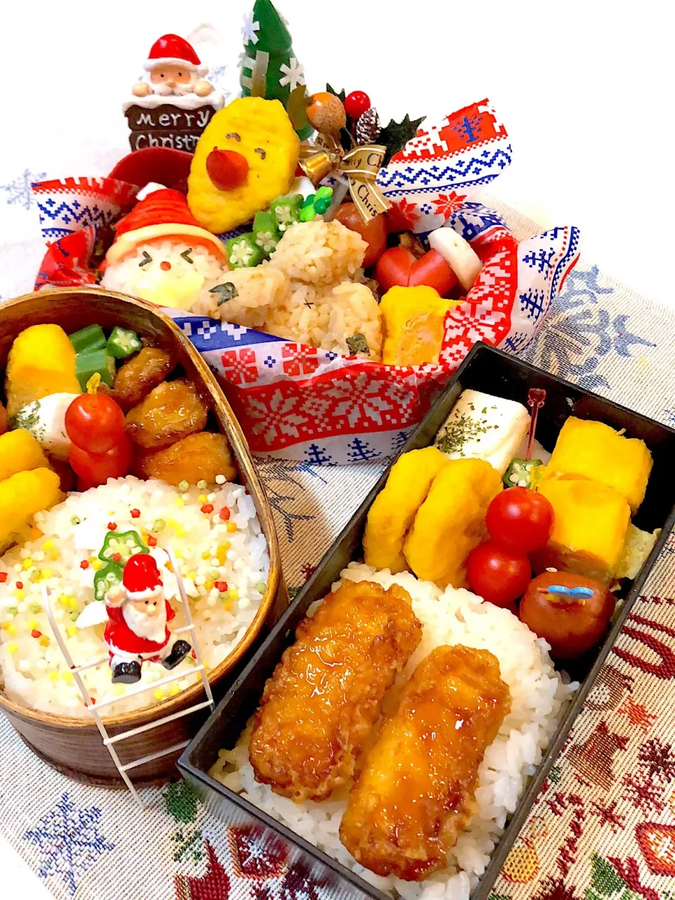 Snapdishの料理写真:# #クリスマスお弁当  #娘のお弁当  #学生弁当  #息子のお弁当  #旦那さんお弁当  #キャラ弁|Yuki Kawasumiさん