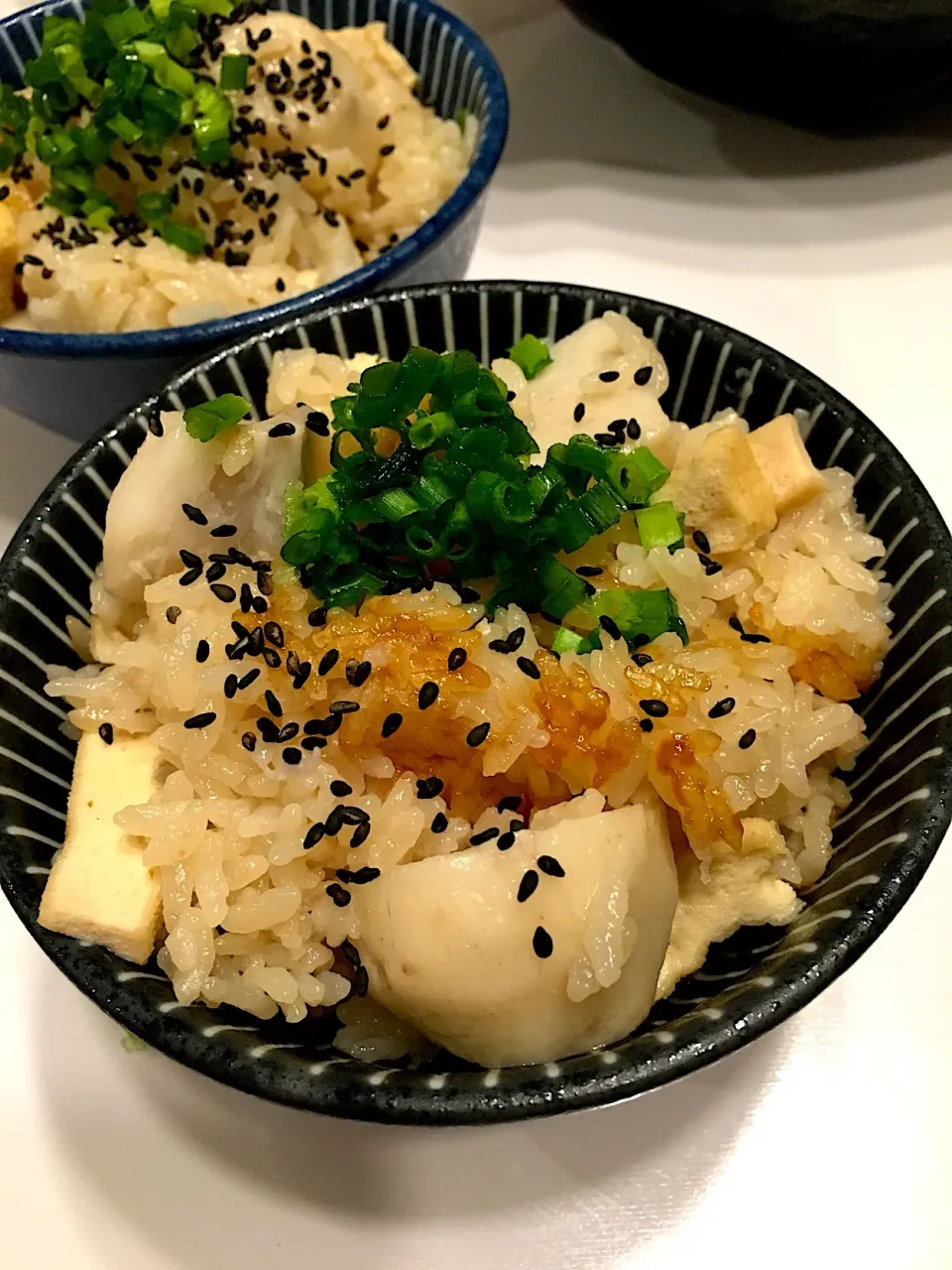 ともこちゃんの 里芋と揚げの炊き込みご飯💕😋🎶|まるまさん