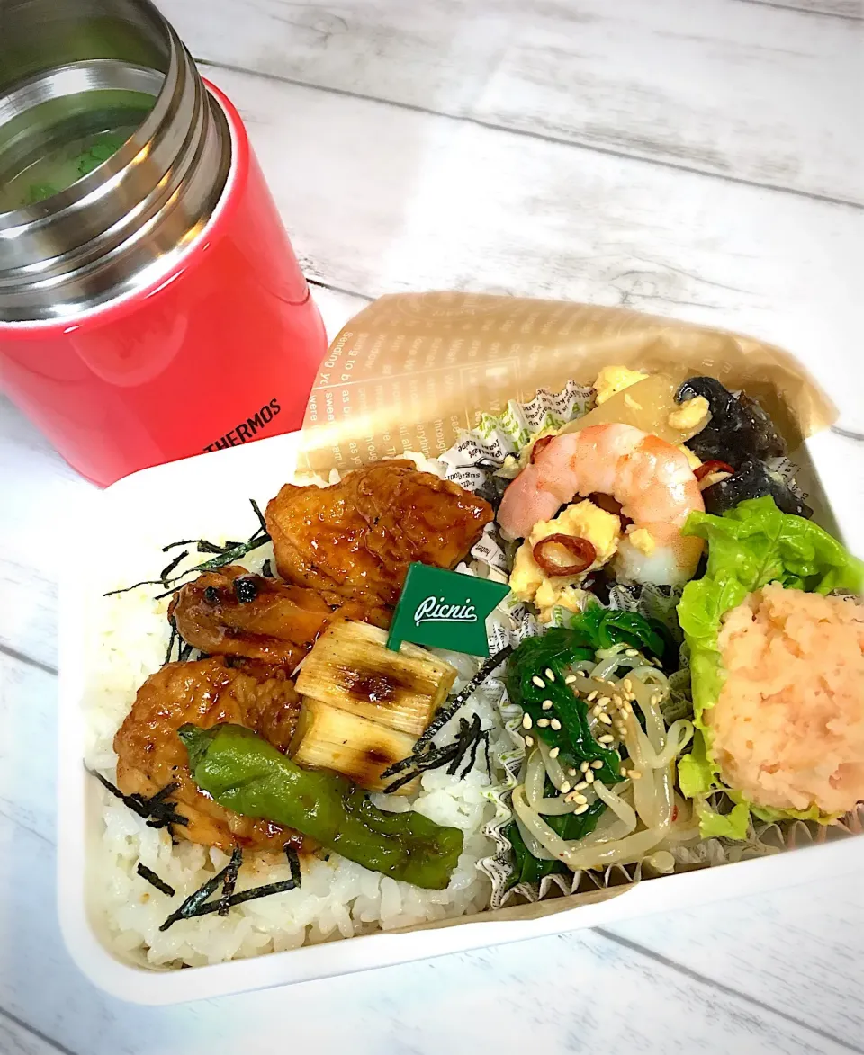 Snapdishの料理写真:辛い焼き鳥丼のお弁当💓|ききさん