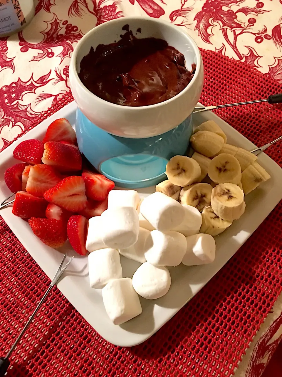 Snapdishの料理写真:Chocolate Fondue Night #chocolatefondue|🌺IAnneさん