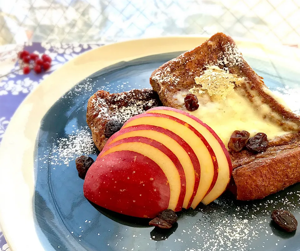 Snapdishの料理写真:昼ごはん  chiaraさんのエスプレッソでイタリアントースト|砂雪さん