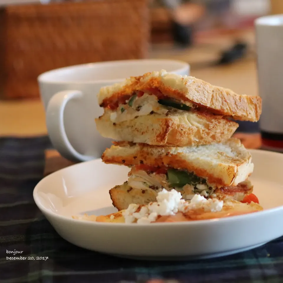 カッテージチーズのいんげん鶏むね肉パプリカのサンドイッチ🥪|yasuko murakamiさん