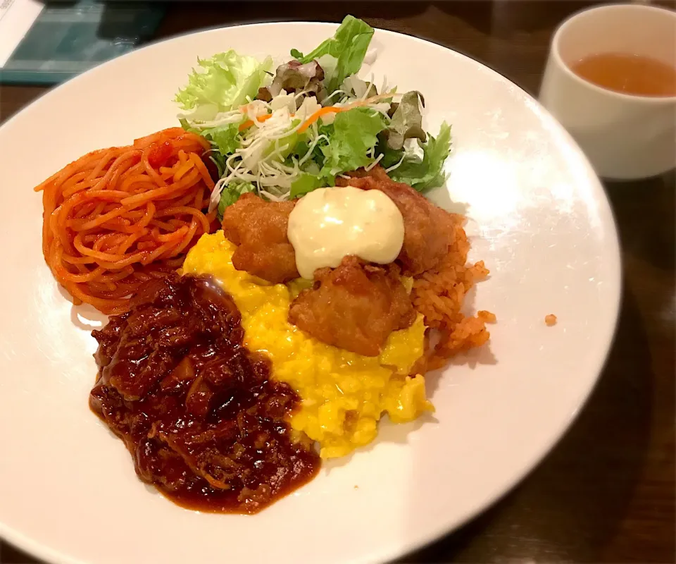 オムライス&唐揚げ トルコライス|toshi,I🍴さん