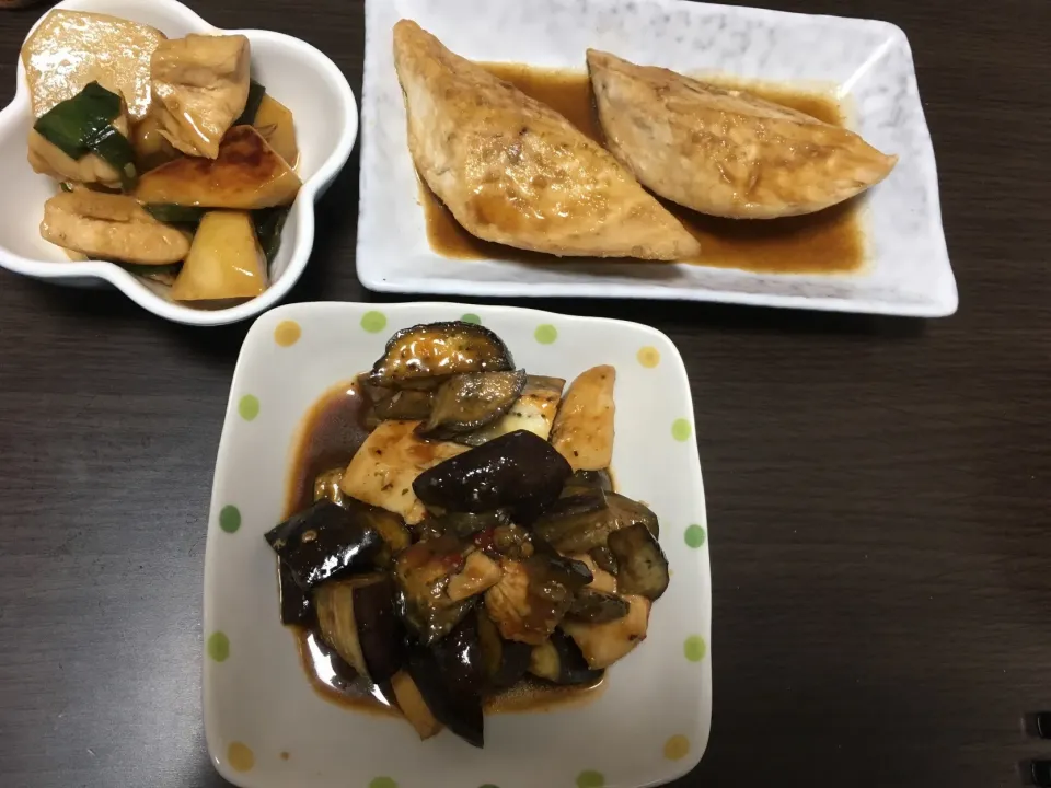 Snapdishの料理写真:#鶏肉と里芋の甘煮#鶏肉とナスのピリ辛炒め #カジキマグロの煮付け|はっしーさん