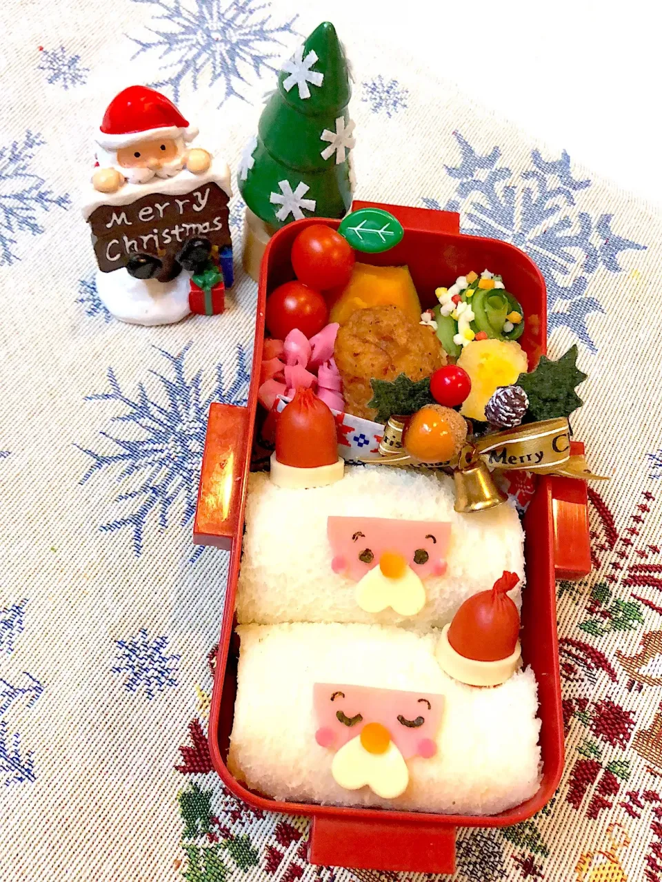 #クリスマスお弁当  #キャラ弁  #学生弁当  #娘のお弁当|Yuki Kawasumiさん