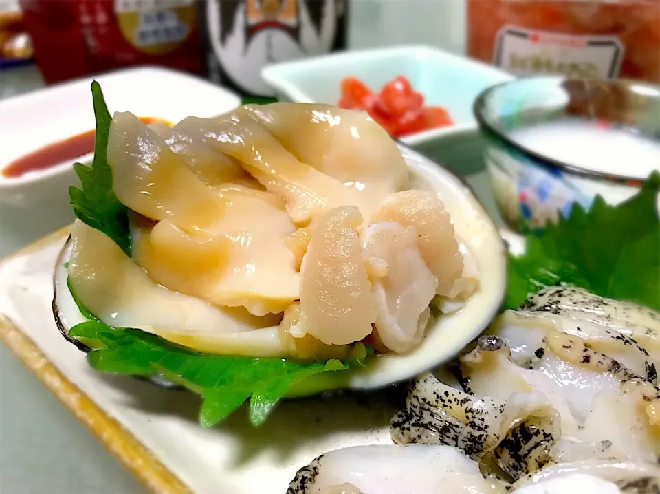 ほっき貝とつぶ貝の刺し盛り🐚|ふぅちゃんさん