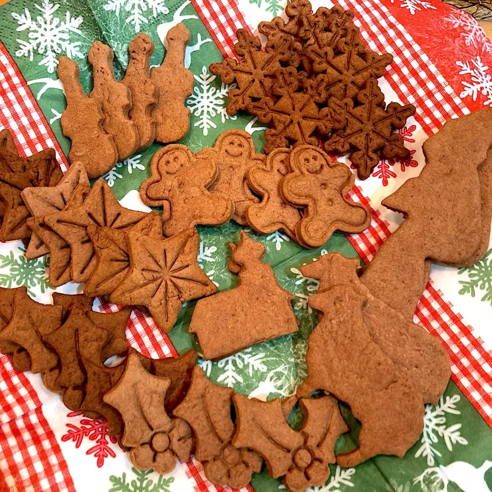 🎄🎅クリスマスクッキー🍪🎄
小さい子も食べられる卵バターなしの甘さ控えめ豆腐ココアクッキー😋|moyukitaさん