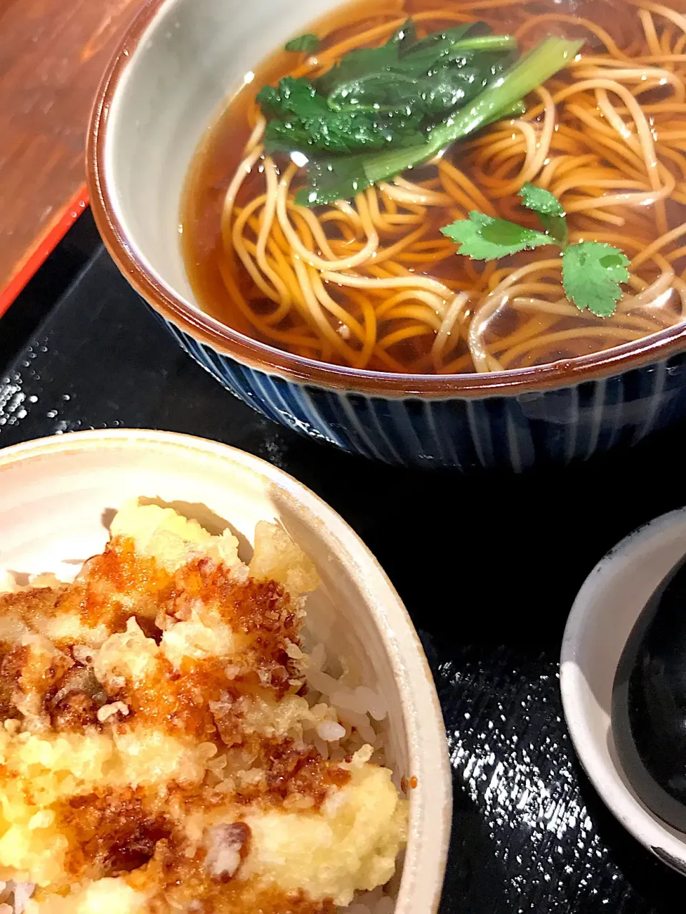 Snapdishの料理写真:お蕎麦に天丼|satoko❤︎さん