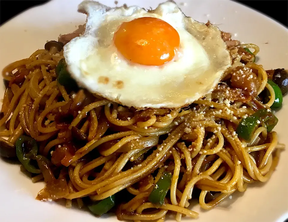 10日ぶり、またまたカレースパ
#カレー好きランチ
#麺好きランチ
#辛口
#飲み過ぎの胃に喝！|mottoさん