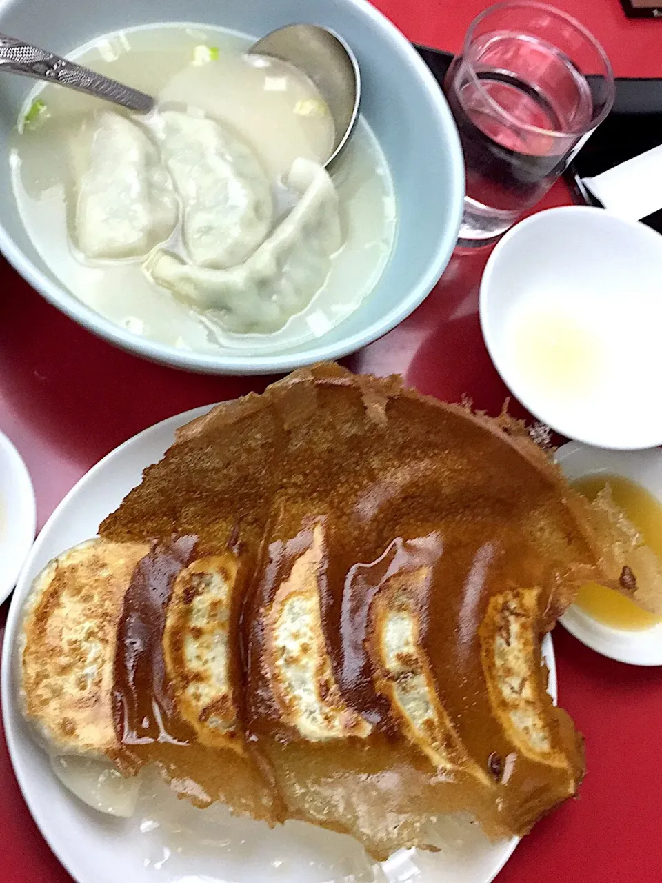 長崎飯店 焼き餃子、水餃子|よだみなさん