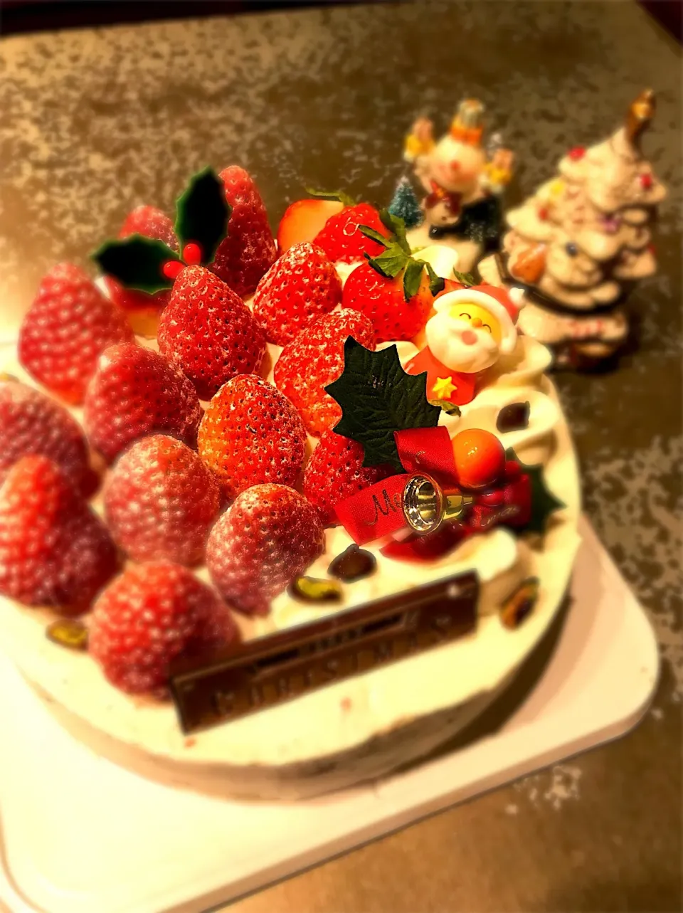 Snapdishの料理写真:クリスマスケーキ🎄🎂🤶🎄🍰|まるいのさん