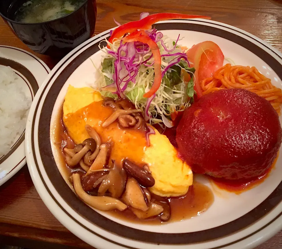 ハンバーグとたまごあんかけ|みゃ〜・はつさん