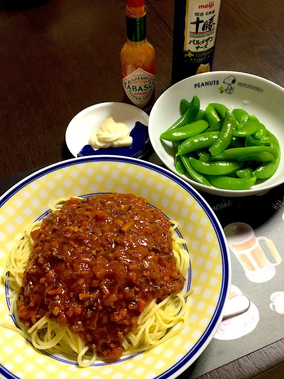 手作りミートソースのパスタ、スナップエンドウ塩ゆで(*^ω^*)|ライムさん