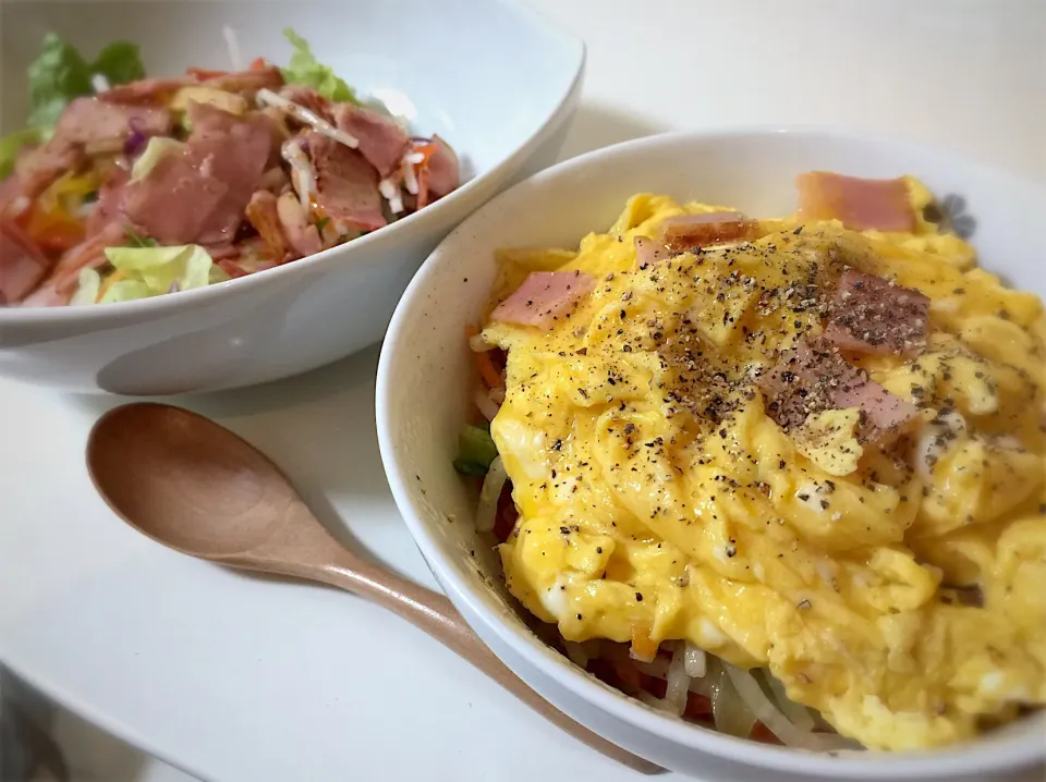 オムライス丼
包まなくったって乗せちゃえば同じ♪|manchiさん