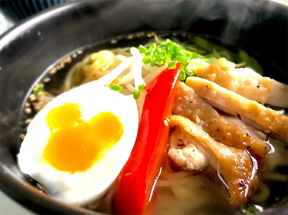 ローストチキン からの 鶏塩ラーメン🍜|ふぅちゃんさん