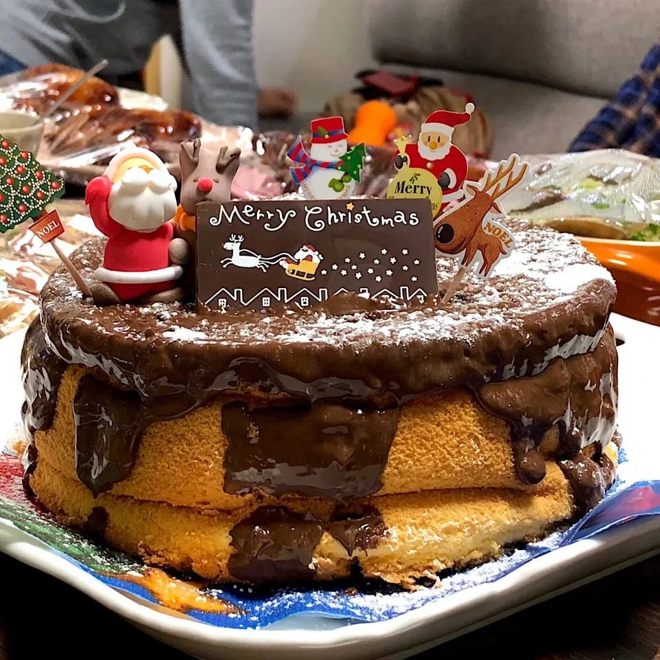 Snapdishの料理写真:X'masスペシャルディナー😆（笑）  #チョコレートシフォンケーキ|いしくん。（たまご王子🥚🐣🐥🐔）さん