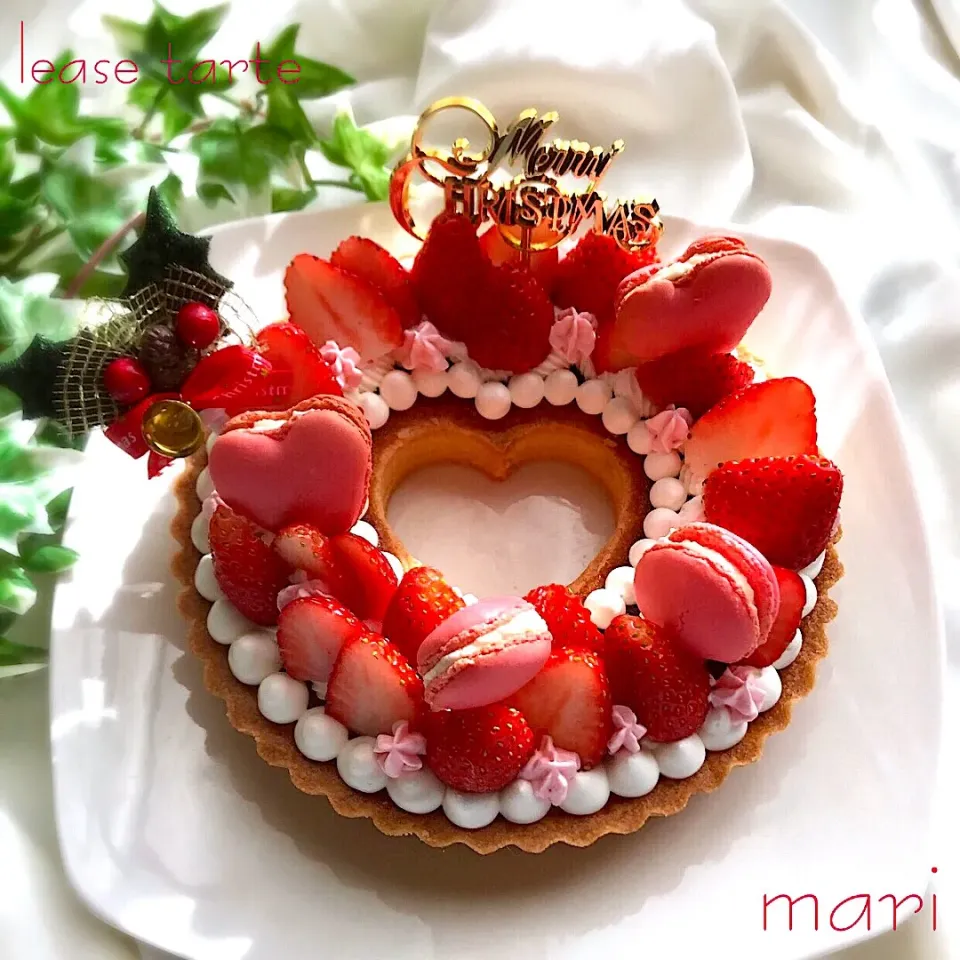 リースタルト
 #クリスマス  #ケーキ  #手作りスイーツ  #手作りスイーツ #マカロン #ハートのマカロン #いちご|まーり（@mariyuiren）さん