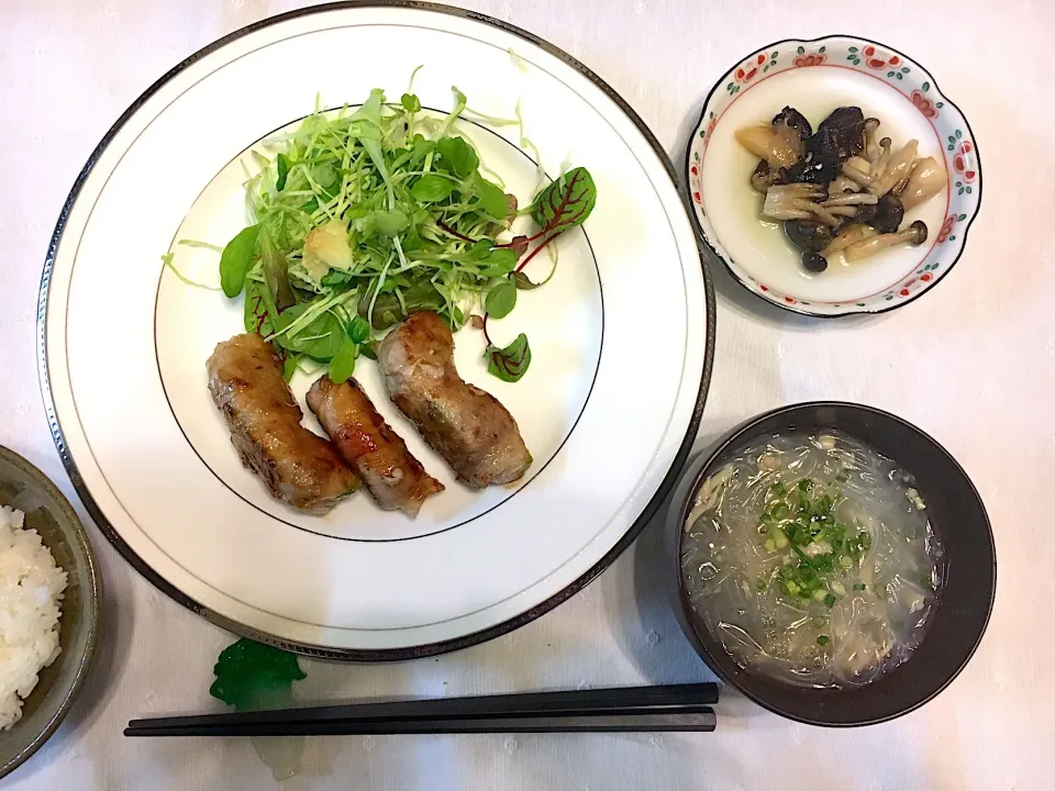 アボカドと長ネギの肉巻き
きのこのアヒージョ
鶏の春雨スープ|カドラさん