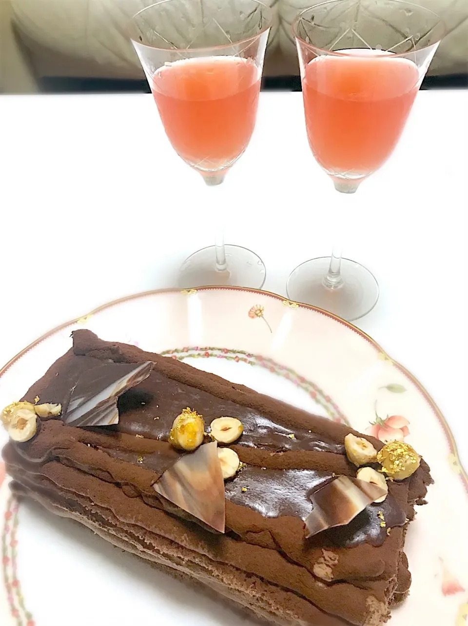 メリークリスマス🎄
手作りケーキで乾杯💖|ストロベリーさん