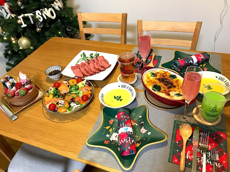 おうちクリスマスパーティー|あたさん