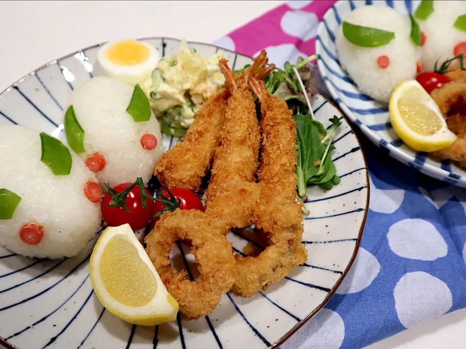 冬休み置きランチ3日目🐇
今日は冷凍食品を揚げただけ〜😁|なかじー。さん