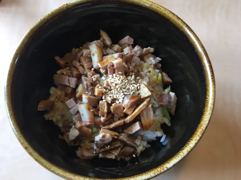 チャーシュー丼|フージさん