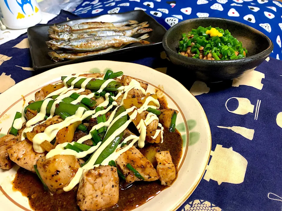 シンガポール風ブラックペッパー炒め  小葱たっぷり納豆  焼きししゃも|石川洋子さん