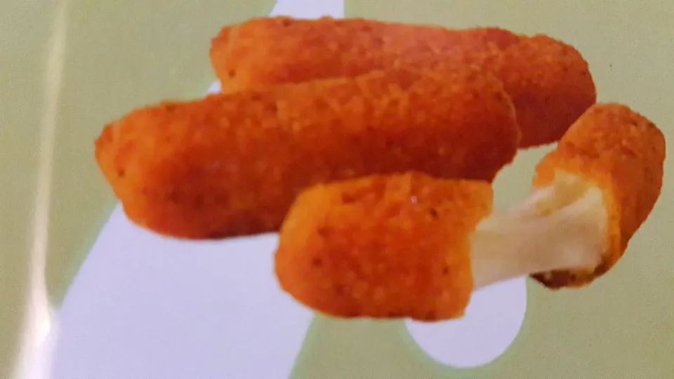 Mozzarella Cheese Sticks|Bassem Shenodaさん