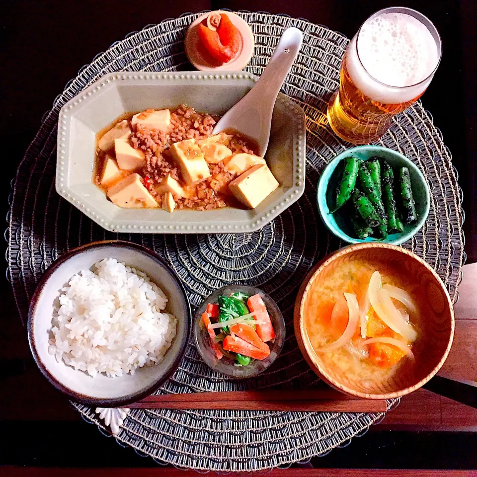 ❄︎和風麻婆豆腐
❄︎サラダ菜と水菜とにんじんのマヨぽん和え
❄︎いんげんのごま和え
❄︎かぼちゃと玉ねぎの味噌汁|はらしおりさん