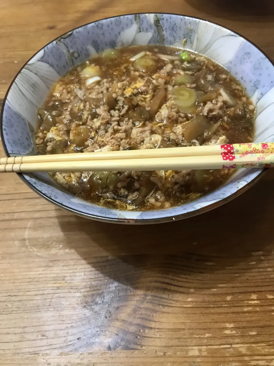 搾菜ラーメンです、ねぎ、搾菜、豚ひき肉！たまご 入りです|Lindaさん