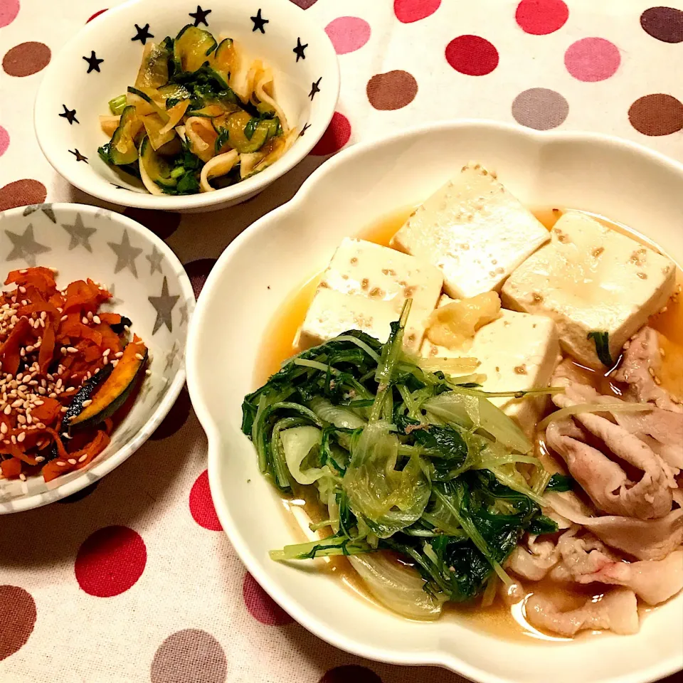 肉豆腐♡にんじんとかぼちゃのきんぴら♡かぶときゅうりの豆板醤和え♡|まゆかさん