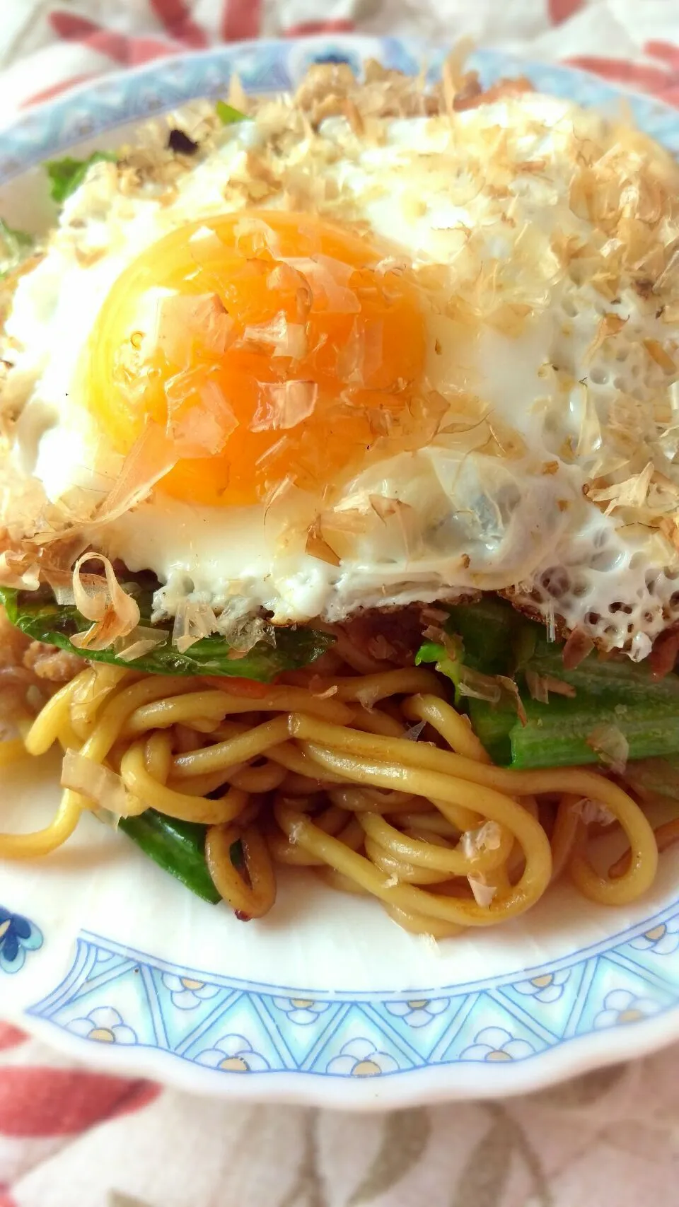 卵と絡める*甘辛ソース焼きそば|みかんさん