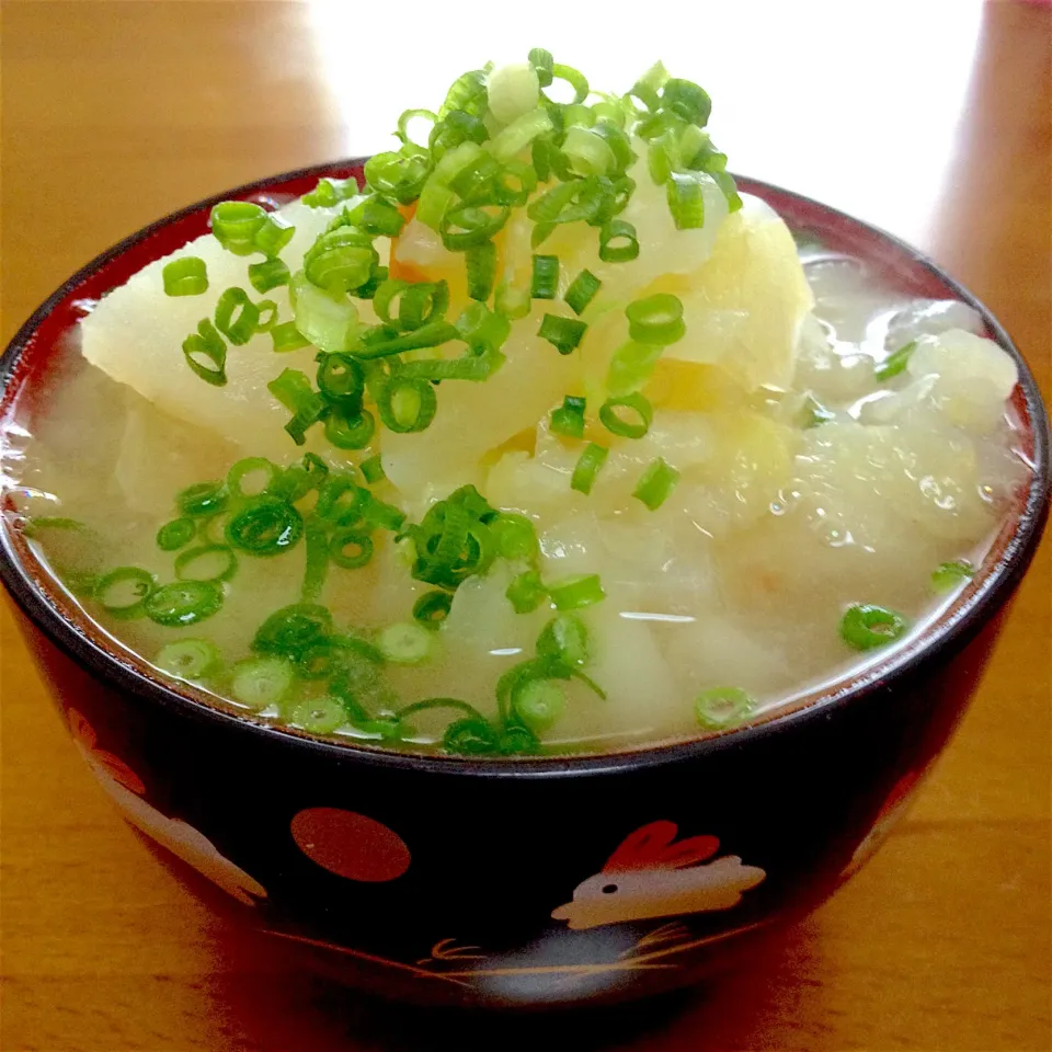 いつもの🎵具沢山過ぎる〜味噌汁🤗|まいりさん