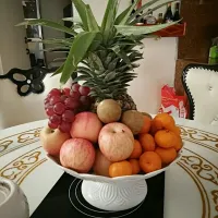 Snapdishの料理写真:Fresh fruits on my table|lynnさん