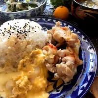 Snapdishの料理写真:鶏手羽元でシンガポールチキンライス風(^^)