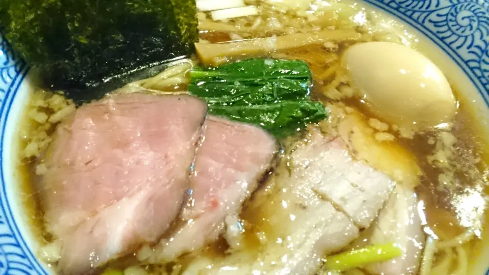 Snapdishの料理写真:麺処 ほん田 の 特製手揉み中華蕎麦(醤油、細麺) ＠ 東十条 17191|大脇さん