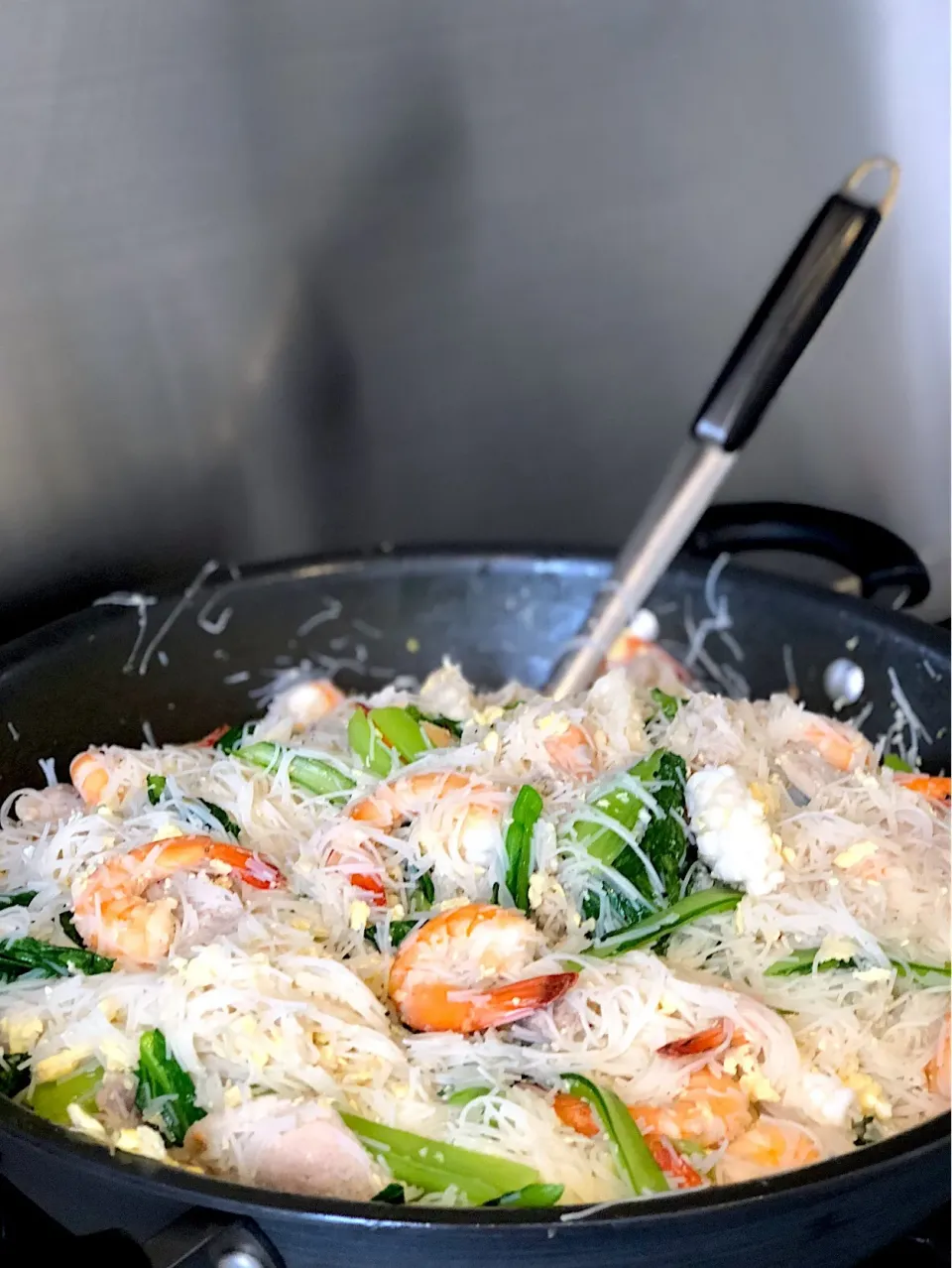 Stir fried seafood bee hoon (vermicelli)|12Dragonさん