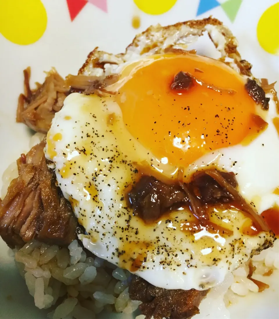 スキレットで焼く目玉焼きが好き☆玉子丼|マム🌹Japanese momさん