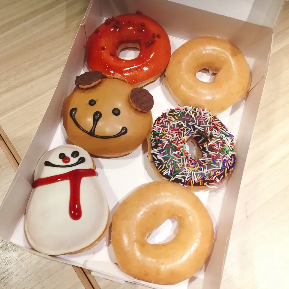 クリスピークリームドーナツ🍩お正月干支セット🐶
#クリスピークリームドーナツ #ドーナツ #お正月セット #干支 #いぬ|Makinsさん