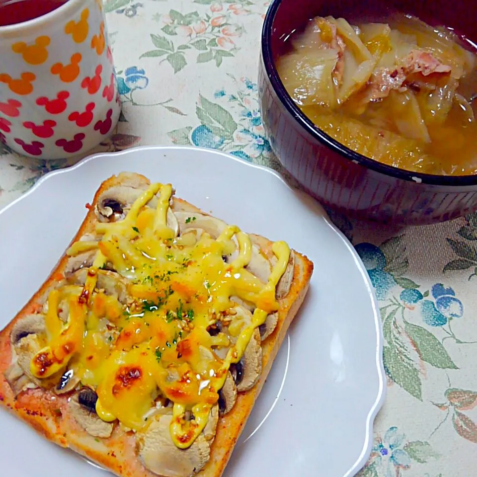 マッシュルーム明太子マヨチーズトースト🍞|うたかた。さん