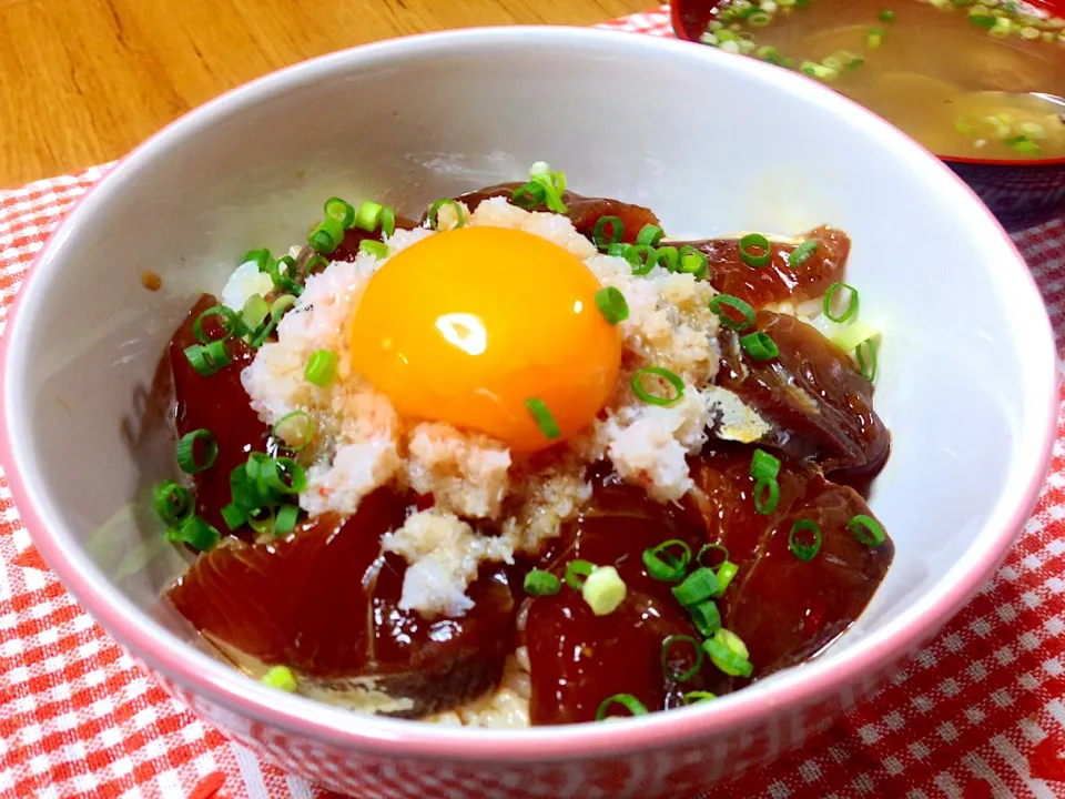 今年の釣り納めの獲物、ハマチの漬け丼〜♪|あんちゃんさん