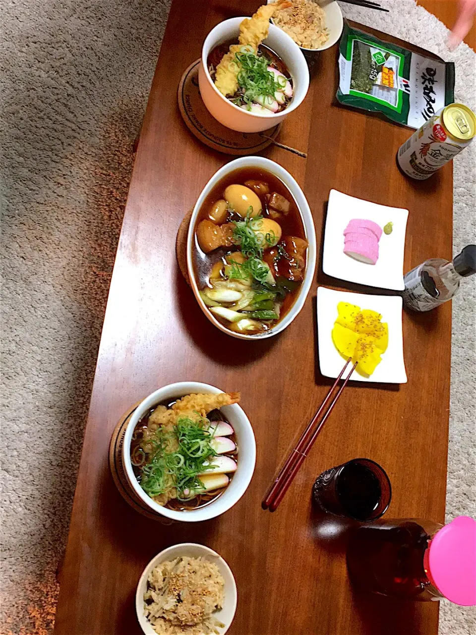 豚角煮、ごぼうしめじ炊き込みご飯、年越し蕎麦|pppよぴさん