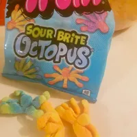 Snapdishの料理写真:candy trolli sour brite octopus|Desiree Carmanさん