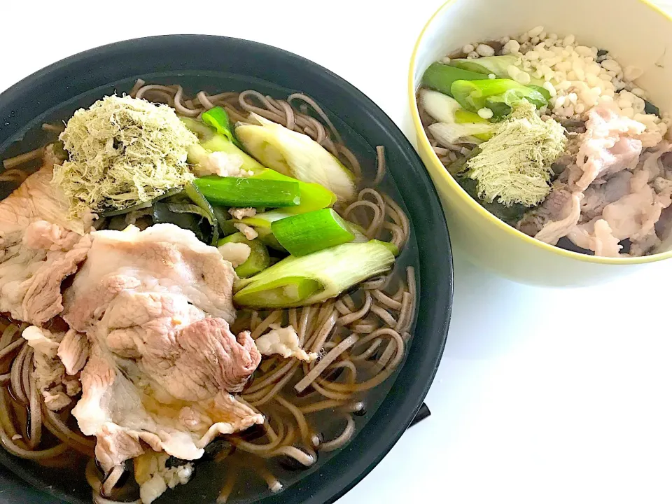 Snapdishの料理写真:#豚ネギとろろ蕎麦|ゆりえさん