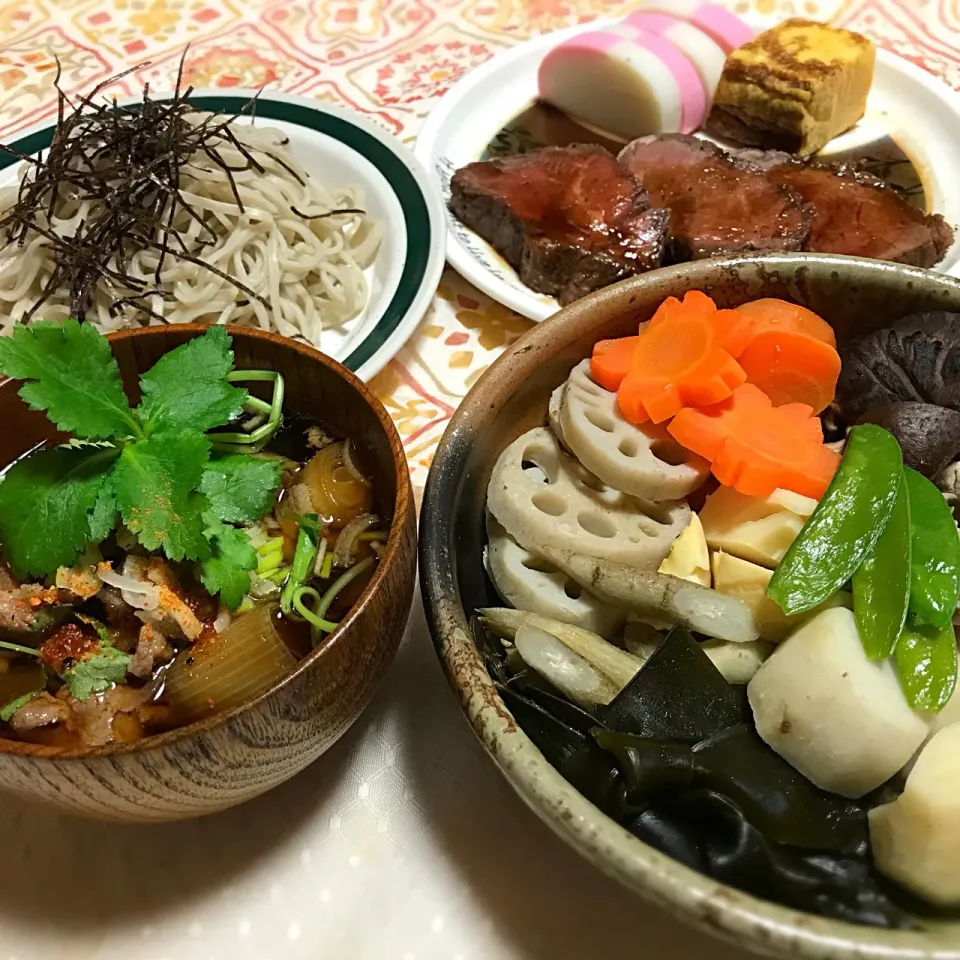 お煮しめ
ローストビーフ
年越した蕎麦
#お正月 #年越し #お煮しめ|venerdiさん