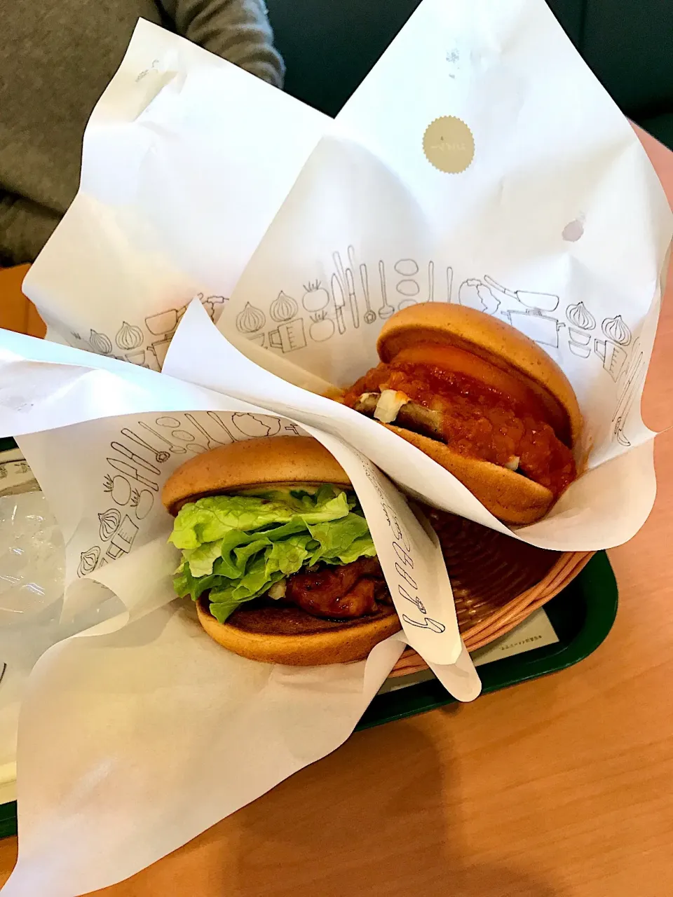 Snapdishの料理写真:✨モス初め🍔✨|中さんさん