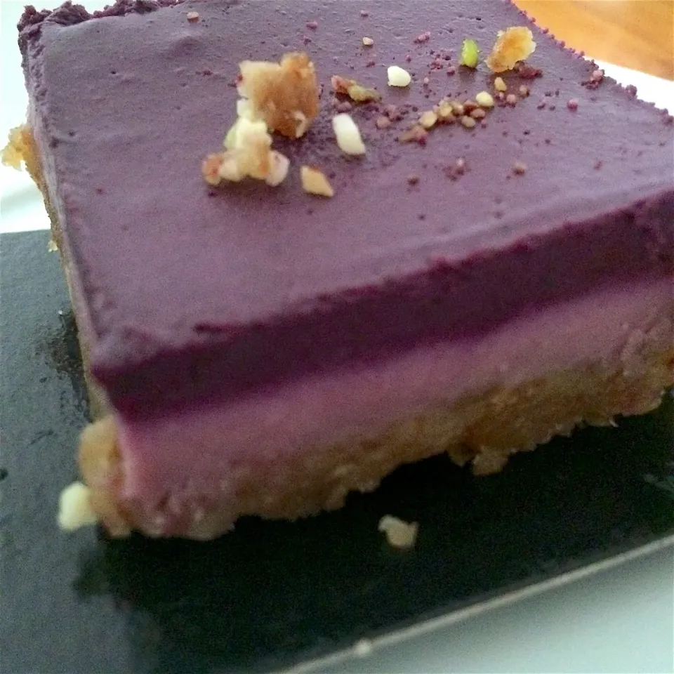 Blueberry&Rasberry RAW vegan cake 😋|MissYumYumさん