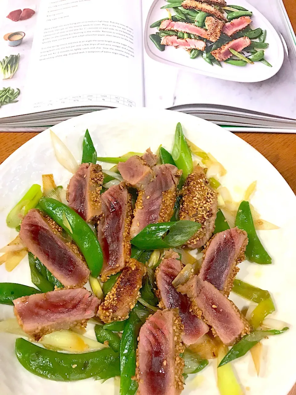 Seared Sesame Tuna  #Jamie Oliver 18年間愛してやまないジェイミーの新刊本を参考に！|Iggywiggyさん