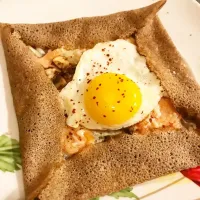 Snapdishの料理写真:Galette bretonne „la norwegienne“ #salmon #egg #cheese #mushrooms #galette