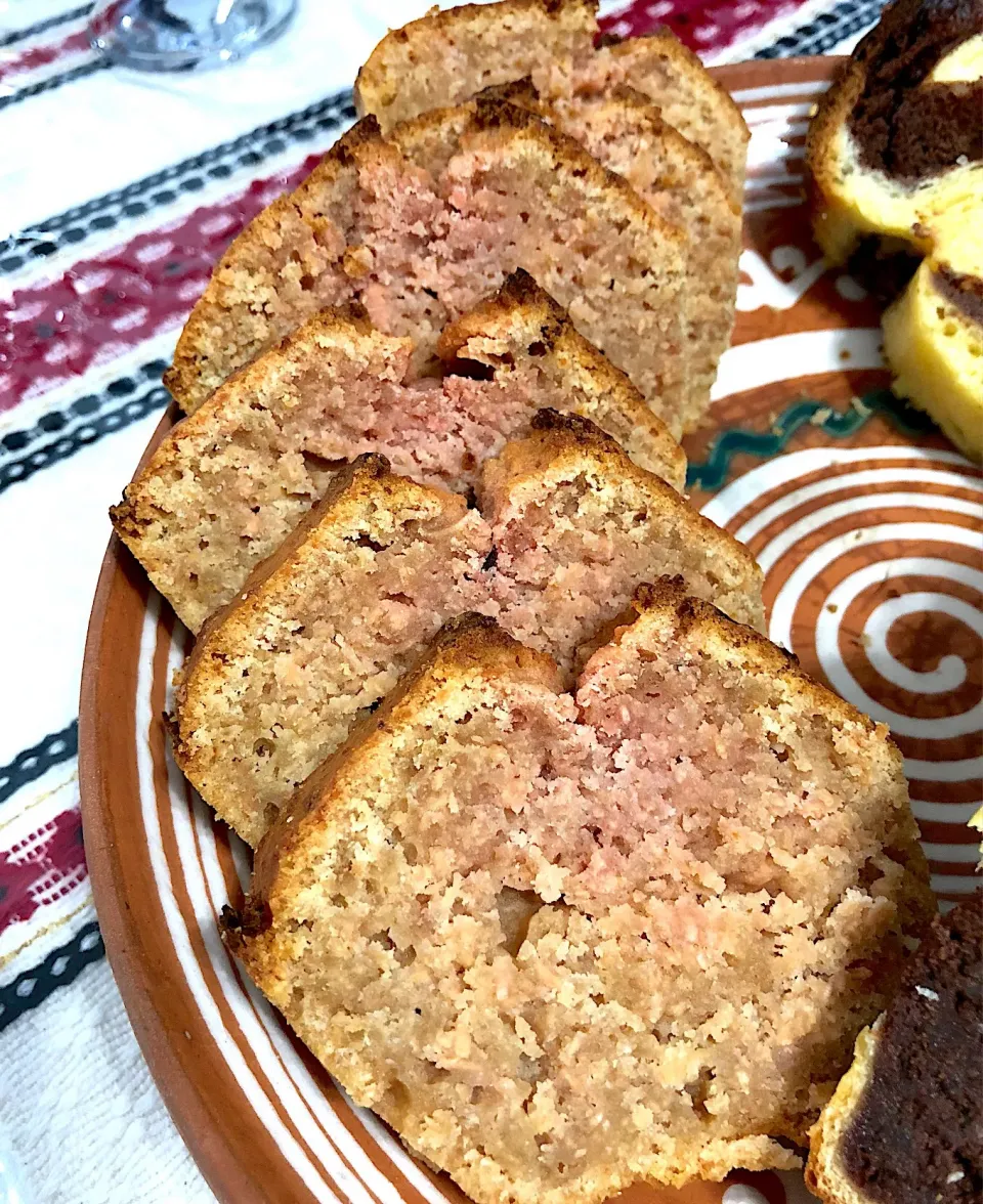 Chec de sfecla si gutui🇷🇴
Beetroot and quince bread🇷🇴|aястасияさん